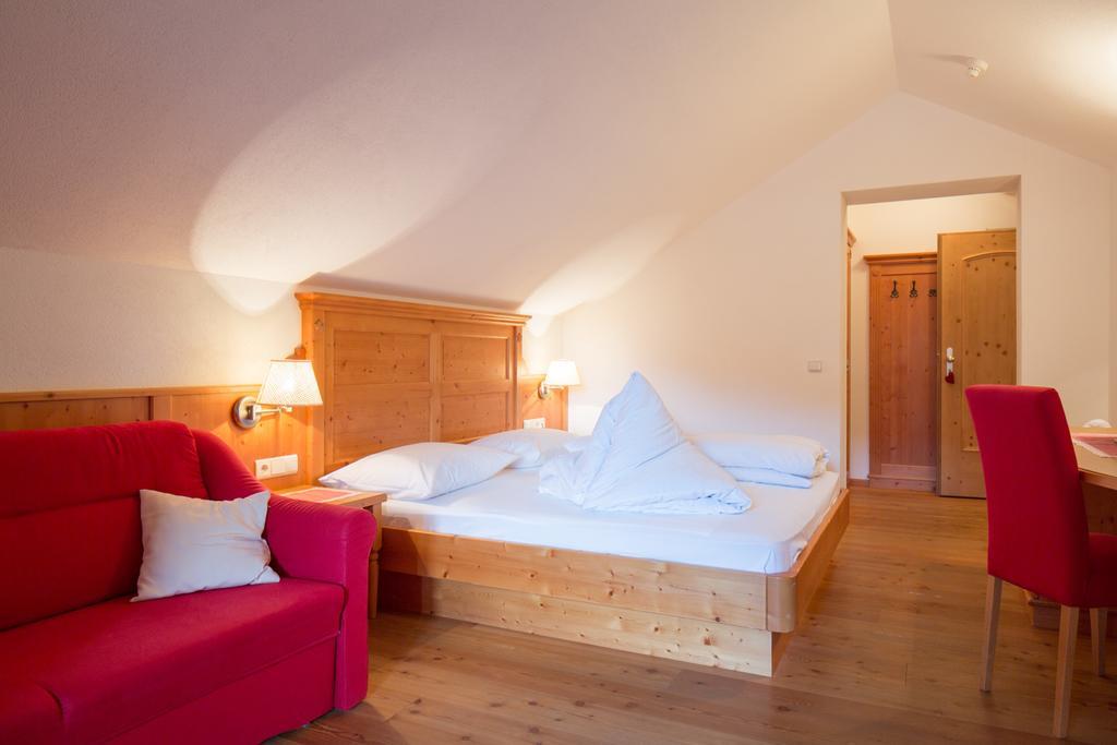 Frida Am Wald Hotel Rasùn di Sotto Стая снимка