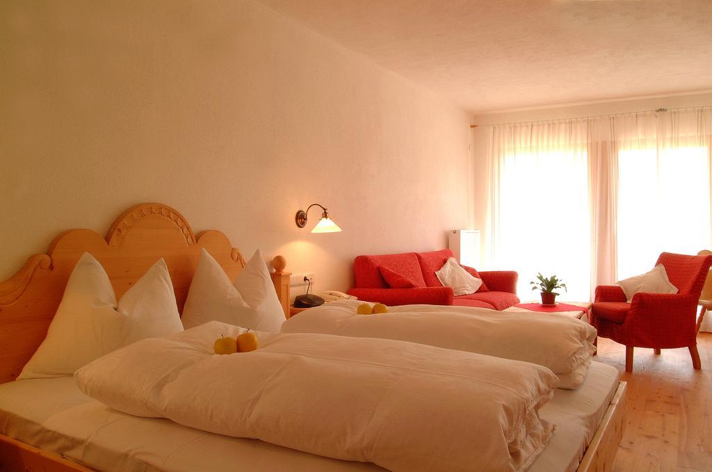 Frida Am Wald Hotel Rasùn di Sotto Стая снимка